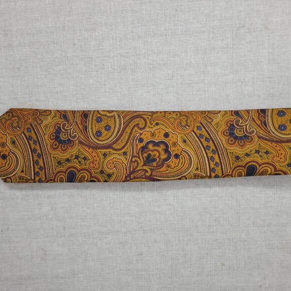 Brooks Brothers Gold Paisley Silk Neck Tie - Picture 4 of 6